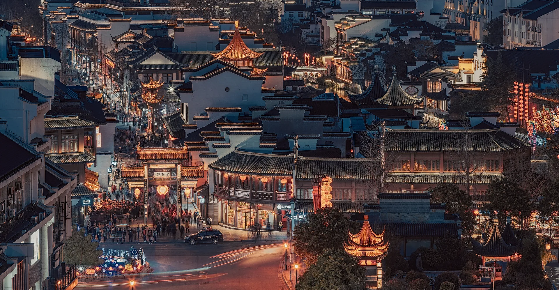 Nanjing Confucius Temple and Qinhuai River Night View Guide