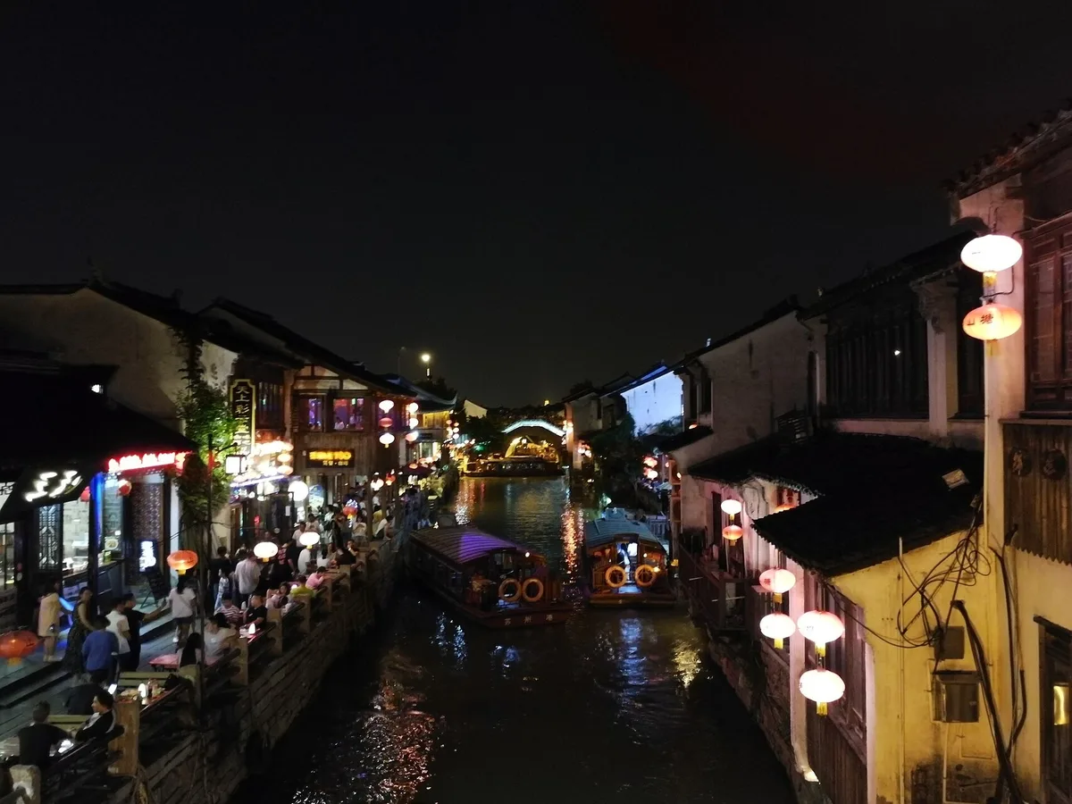 Suzhou Shantang Street lantern night scene
