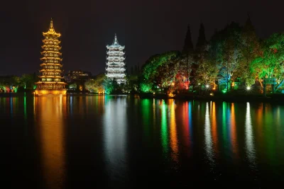 Guilin Elephant Hill, Two Rivers and Four Lakes, and Sun and Moon Pagodas Night View Guide