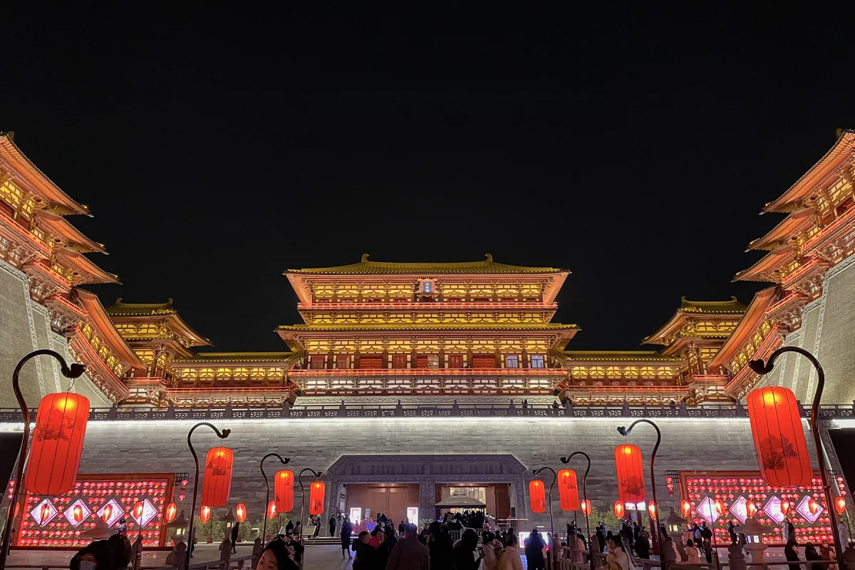 Luoyang Yingtian Gate illuminated at night from the square