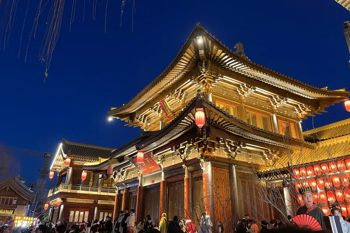 Luoyi Ancient City shops and warm night lights in Luoyang
